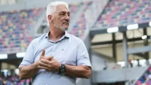 el-ferroviario-y-la-polemica-de-la-deuda-que-se-mantiene-con-el-cuerpo-tecnico_416x234