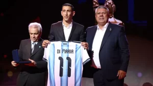angel-di-maria-y-el-chiqui-tapia_862x485
