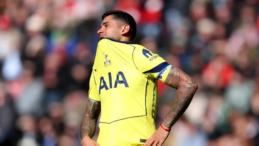 a-un-mes-del-mundial-el-cuti-romero-salio-lesionado-y-el-tottenham-se-hunde-en-la-premier-league_862x485