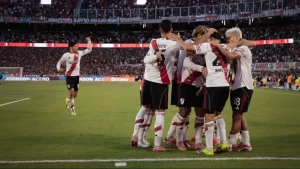 river-celebra-el-primer-gol-de-galvan-en-el-triunfo-ante-belgrano_862x485