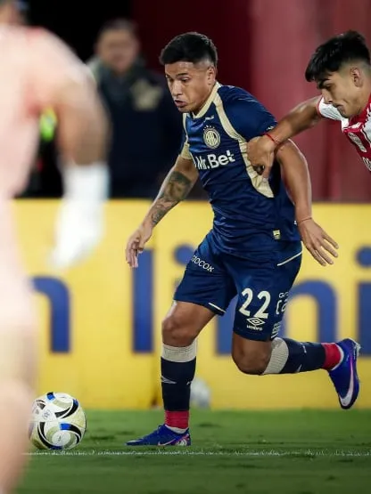 leandro-lozano_416x555