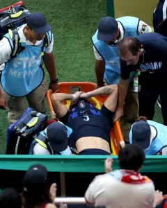 manuel-ugarte-sufrio-una-rotura-de-ligamentos-ante-espana-en-el-mundial-2026_w862