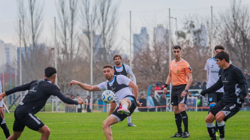 racing-goleo-a-gimnasia-de-mendoza-en-el-ultimo-amistoso-antes-del-debut-de-vojvoda_862x485