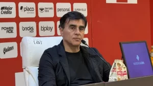 gustavo-quinteros-post-victoria-ante-estudiantes-_862x485