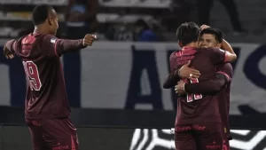 valois-aquino-salvio-lanus_862x485