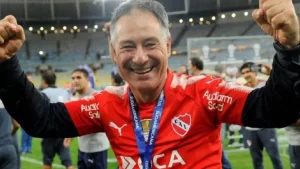holan-independiente_862x485
